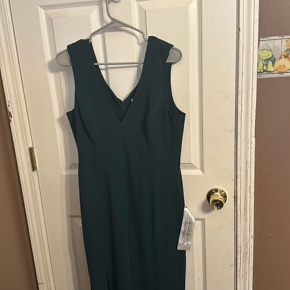 Dress The Population Sandra Plunge Vneck Dress In pine NWOT XLarge Retails 198$